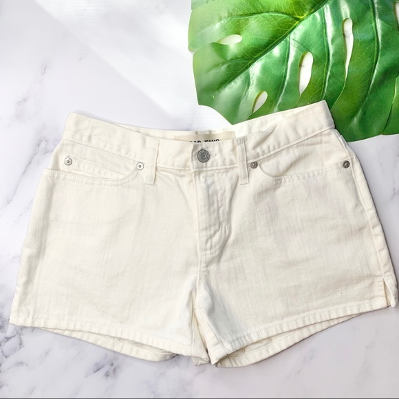 GAP Shorts Gap Jeans White Denim Shorts Size 4 Poshmark